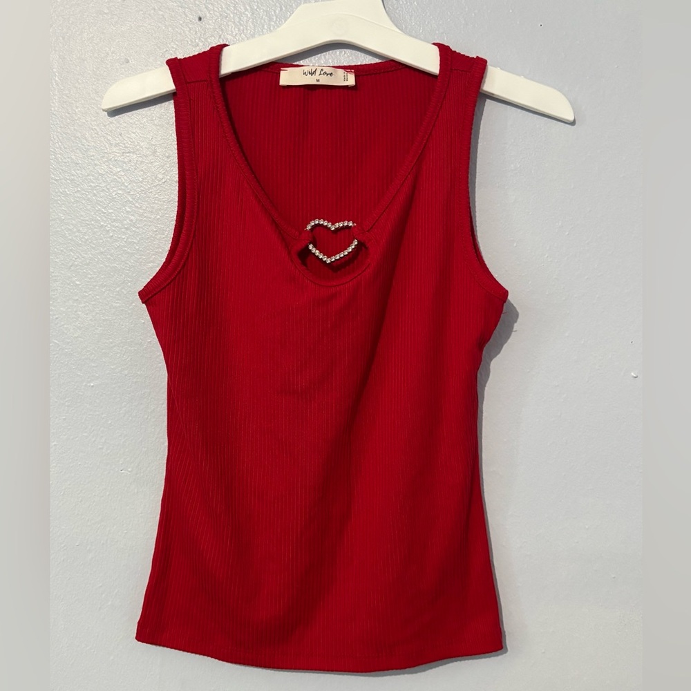 Red Fitted Sleeveless Embellished Tank Top - Picture 1 of 3
